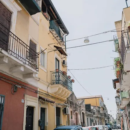 Bianchi House Apartamento Catania